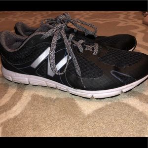 New Balance sneakers black and white